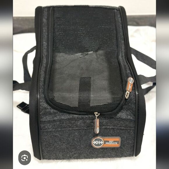 Black and Gray Backpack - Picture 1 of 9